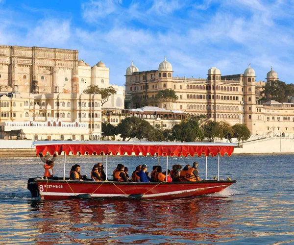 Udaipur Lake City